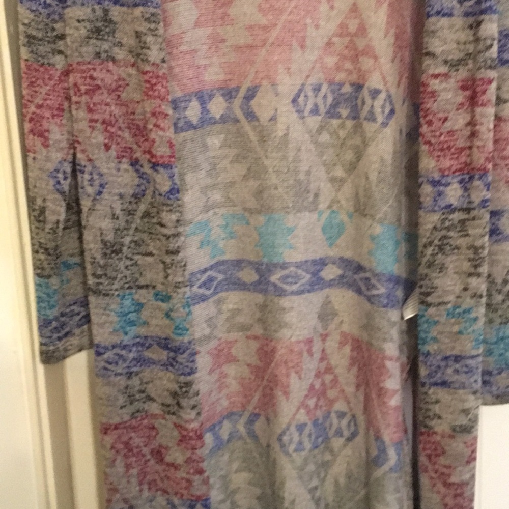 Gray duster - Picture 6 of 7